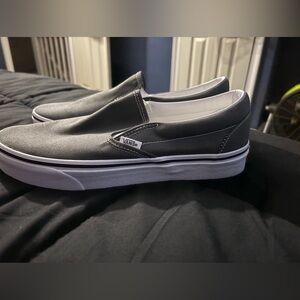Men’s vans In Grey  size 9… brand new!